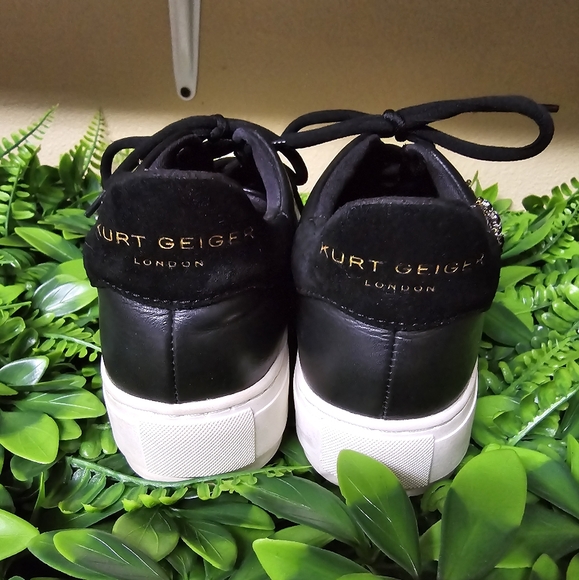 Tenis shoes - Picture 3 of 8